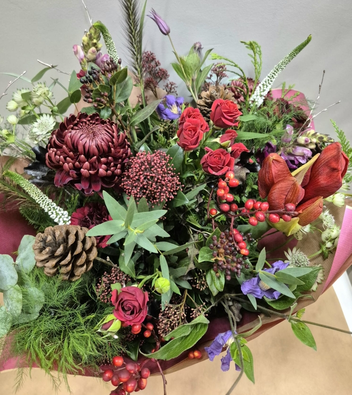 Luxury Christmas Tied Bouquet