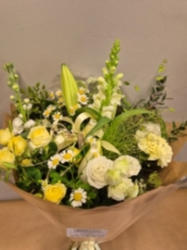 Neutral Luxury Tied Bouquet